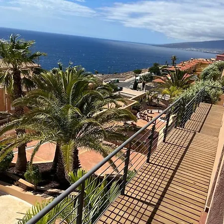 De Lujo Con Piscina Y Vistas Al Mar Holiday home *