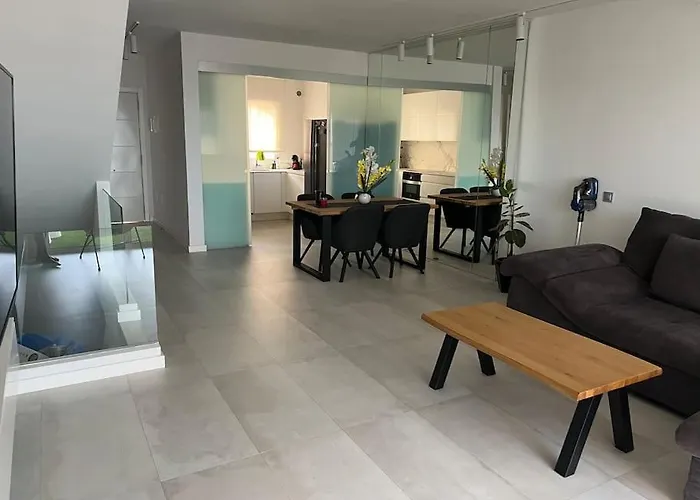 De Lujo Con Piscina Y Vistas Al Mar בית נופש