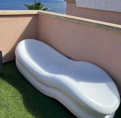 De Lujo Con Piscina Y Vistas Al Mar